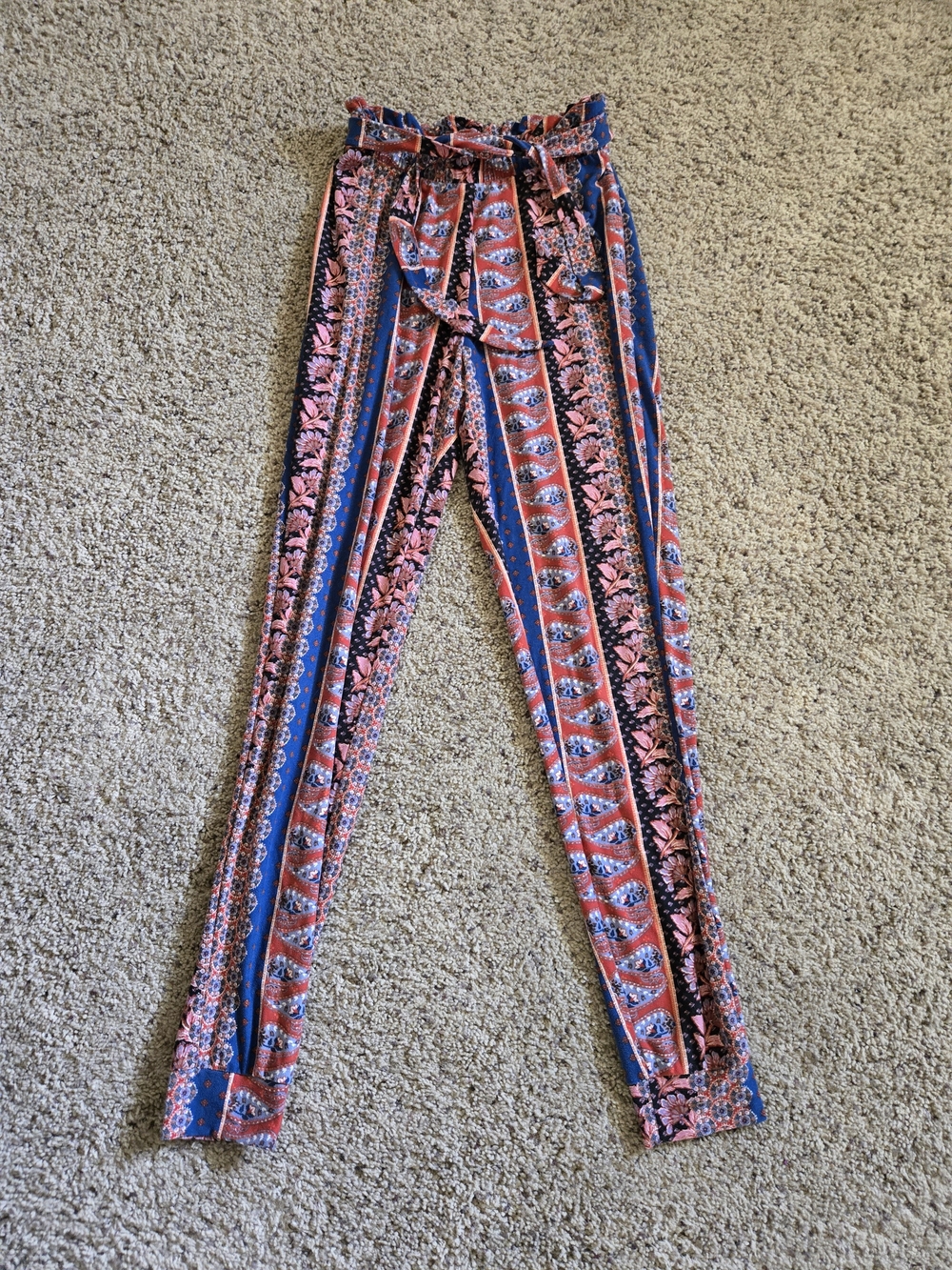 Mudd Coral & Navy Floral-Striped Paperbag Waist Skinny Pants